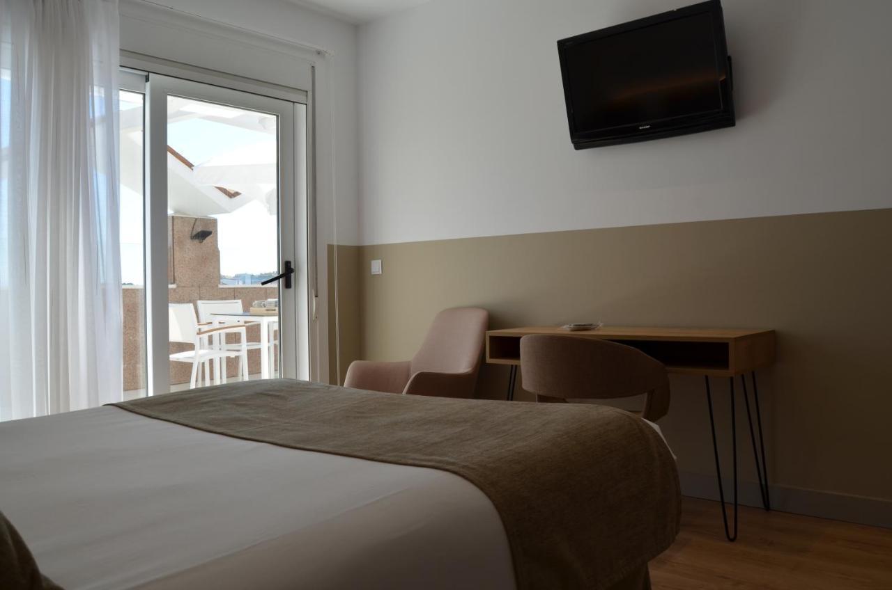 Hotel Airinos 3* Cangas do Morrazo Exteriör bild
