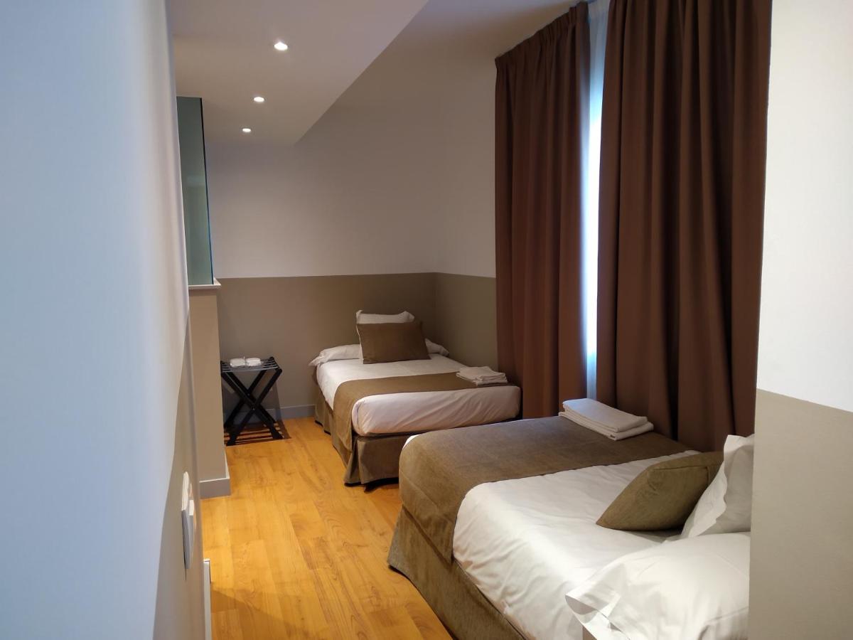 Hotel Airinos 3* Cangas do Morrazo Exteriör bild