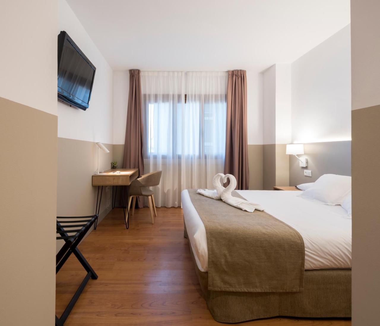 Hotel Airinos 3* Cangas do Morrazo Exteriör bild